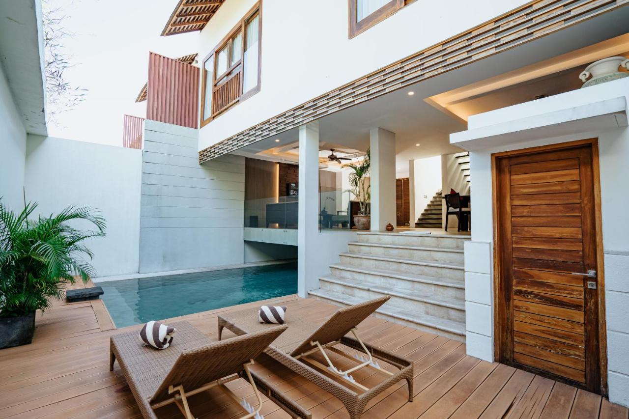 Villa Kayu Raja Семиняк Екстериор снимка